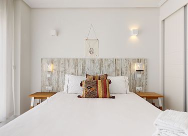 Panoramic apartment by the sea - 7