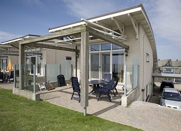 Luxury dike villa with terrace in Friesland - 2