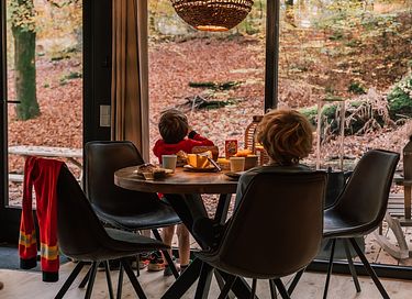Beautiful forest cabin in small vacation park - 13