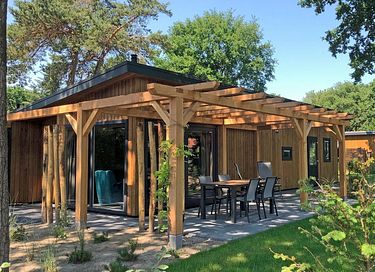 Boslodge 5 personen met privé hottub