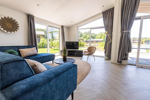 Logement de vacances au bord de l'eau dans un parc de vacances - 4
