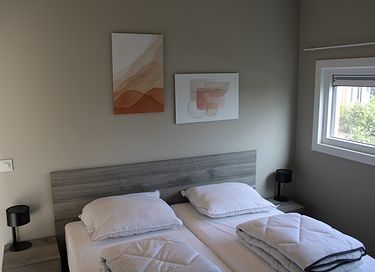 Modern vacation home with private sauna - 10