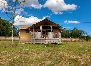 Safari Lodge in der Dordogne