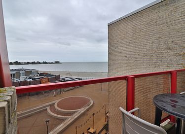 Luxury apartment on the IJsselmeer - 4