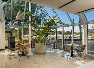 Luxury glamping tent (sleeps 6) at a charming vacation park - 35
