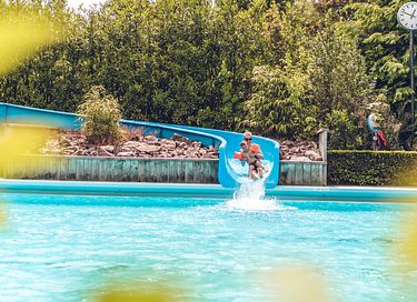 Chalet avec bain à remous dans un parc - 20