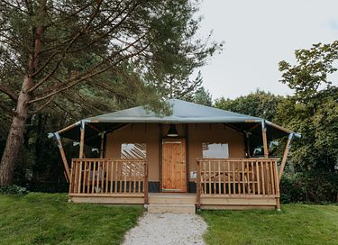 Luxury glamping lodge on small-scale park - 3