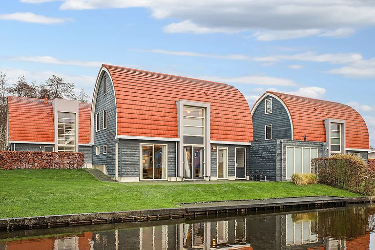 Luxuriöser 10-Personen-Bungalow mit Sauna - 1