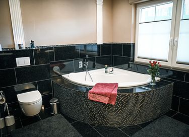 Appartement met luxe bad dichtbij bos