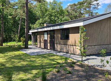 Chalet in het groen met modern comfort - 15
