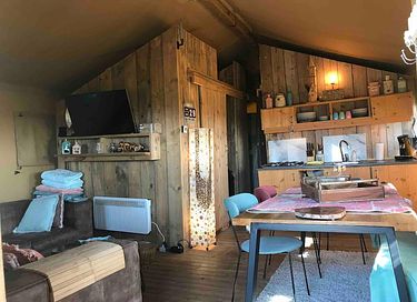 Bijzondere glampingtent aan het Heegermeer - 10