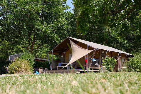 Luxe glampingtent op een familiecamping - 3