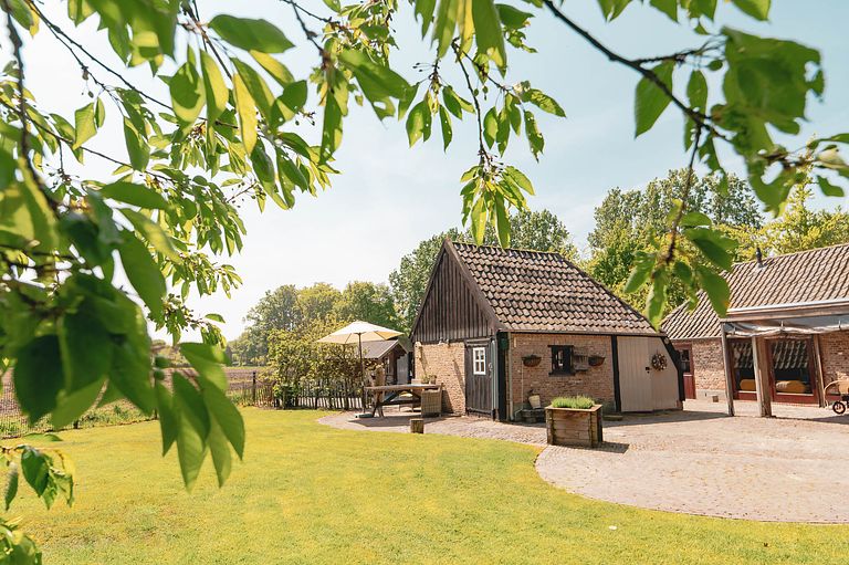 Schönes Ferienhaus in grüner Umgebung - 1