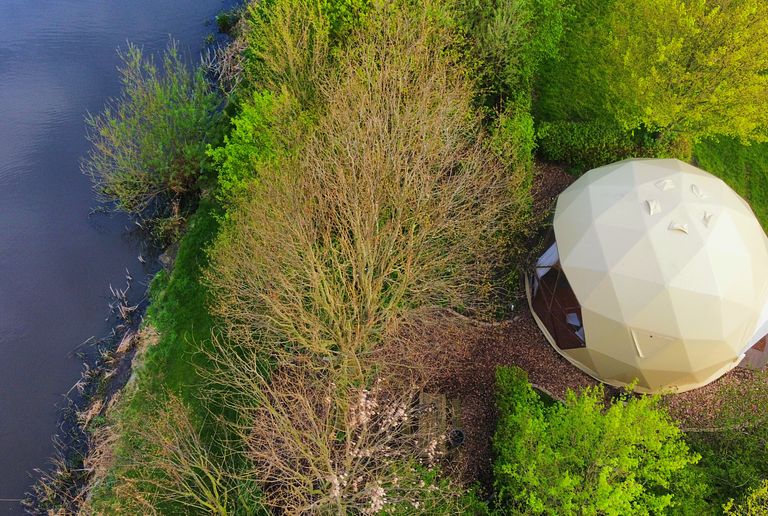 Overnachten in een unieke Dome aan het water - 1