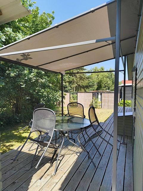 Houten lodge met omheinde tuin in Duitsland - 4