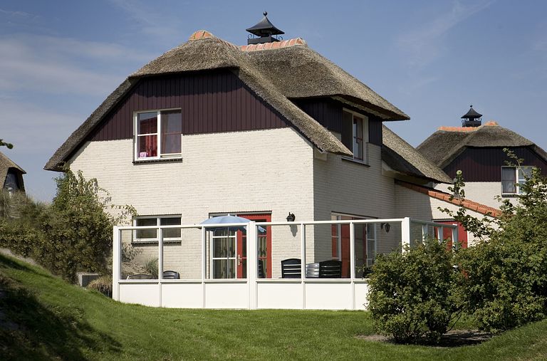 Holiday home with garden and terrace - 1