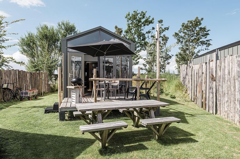Une « tiny house » au charme rustique près de la côte de la Hollande-Septentrionale - 1