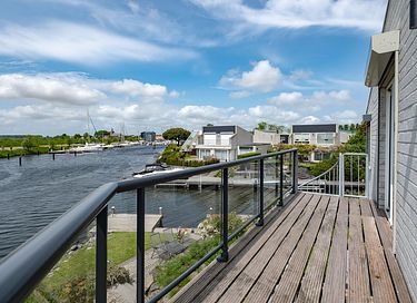 Luxe villa aan het water in Zeeland - 2