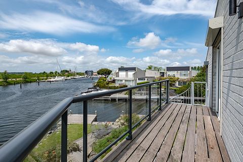 Luxe villa aan het water in Zeeland - 2