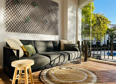 Beautiful apartment by the pool - 3