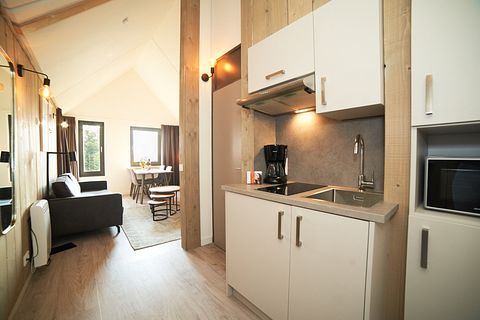 Apartment in a diverse neighborhood - 5