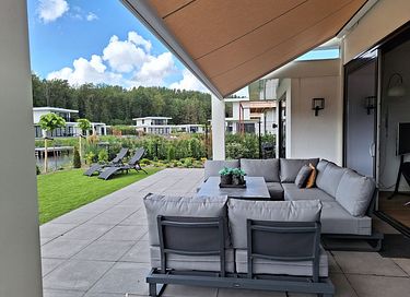 6-person waterfront vacation villa - 2
