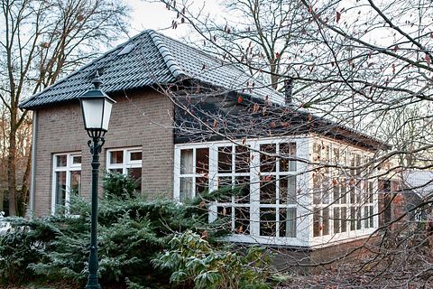 Villa in de natuur mét je eigen bubbelbad - 4