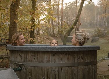 Tiny House mit Whirlpool in den Wäldern - 2