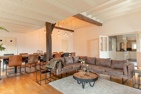 Ferme de vacances spacieuse dans un beau parc - 4