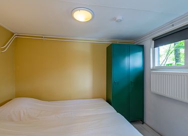 Dormir dans un ancien bunker près de la place - 10