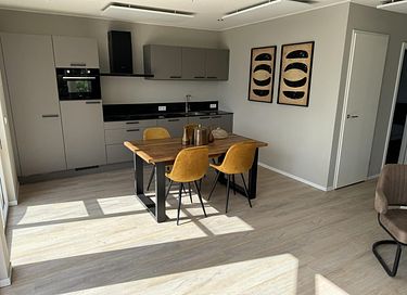 Logement de vacances moderne avec terrasse et vues - 8