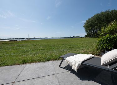 Vacation home overlooking a lake - 20