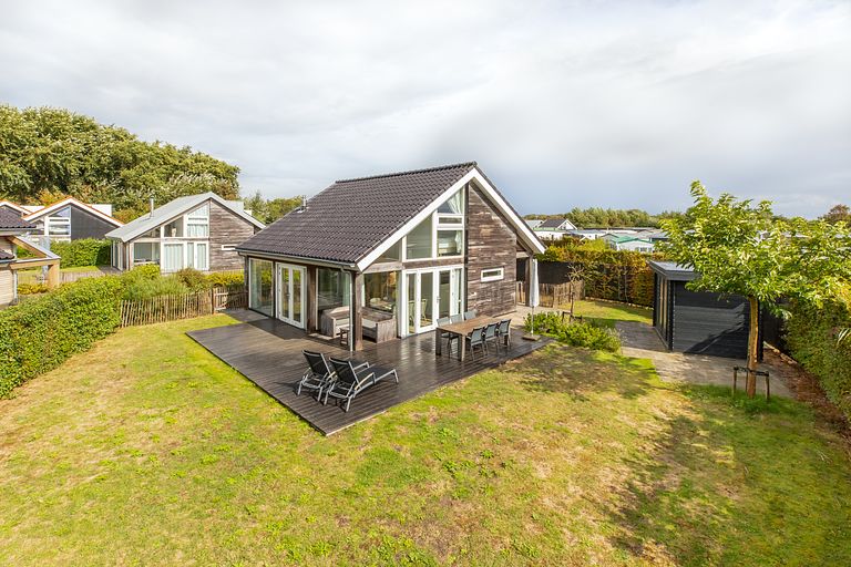 Luxury family villa close to the sea - 1