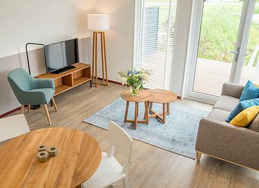 Waterfront holiday home with private sauna - 4
