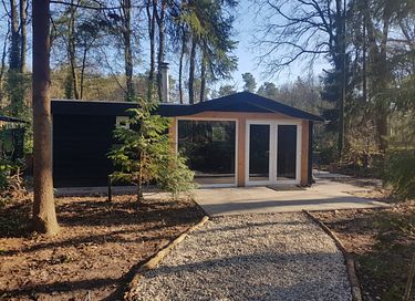 Natuurhuisje in eigen stuk bos met open haard