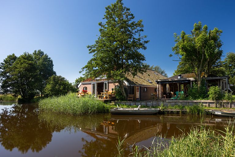 Logement de vacances au bord de l'eau (10 p) - 1