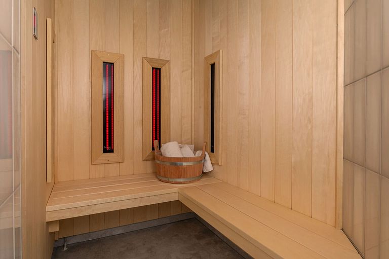 Luxe hotelkamer aan de kust met privé sauna  - 1