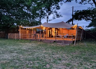 Tiny House mit Jacuzzi in den Ardennen - 3