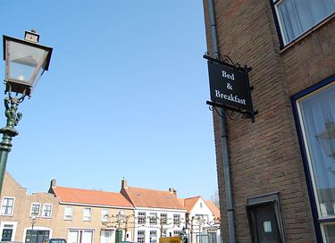 Unieke B&B in oud gemeentehuis in Zeeland - 2
