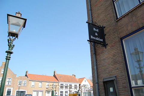 Unieke B&B in oud gemeentehuis in Zeeland - 2