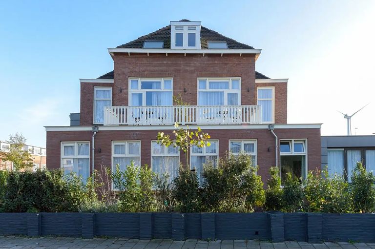 Kleinschalig hotel met luxe studio's - 1