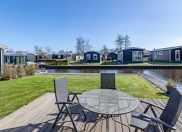 Leuk vakantiepark aan het water in Giethoorn - 4
