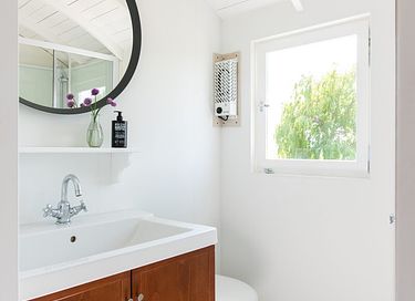 Prachtige pipowagen met veel privacy  - 15