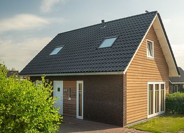 Kindvriendelijk vakantiehuis bij het water - 15