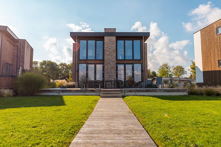 Villa avec sauna dans un parc au bord de l'eau - 1