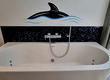 Luxuriöse Ferienwohnung mit privatem Wellness und Garten - 22