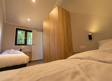 Luxury lodge with (heated) private pool - 21