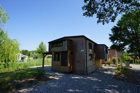 iny house dans le Flevoland au bord d'un lac - 3