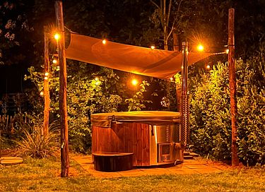 Freistehender Bungalow mit Whirlpool und Pizzaofen - 5