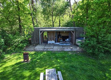 Tiny House (hot tub) overlooking Alpacas - 14